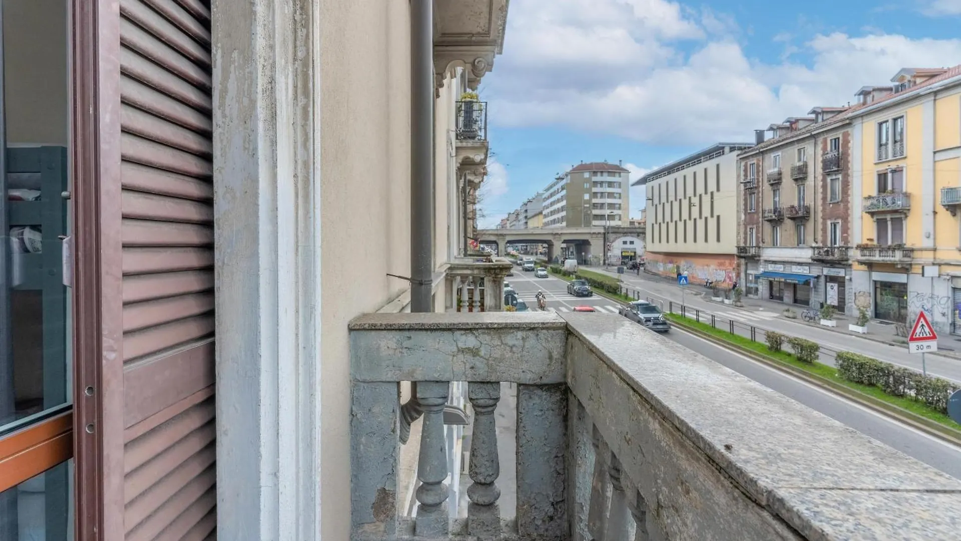 Mo109 - Loreto - Duomo- Large - Milan Apartment